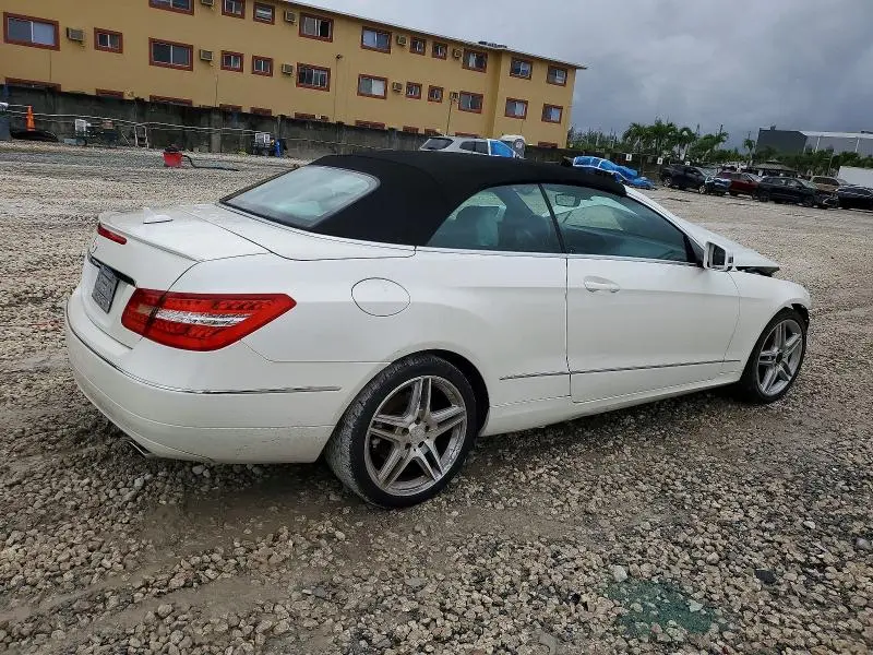 2011 MERCEDES-BENZ E 350  