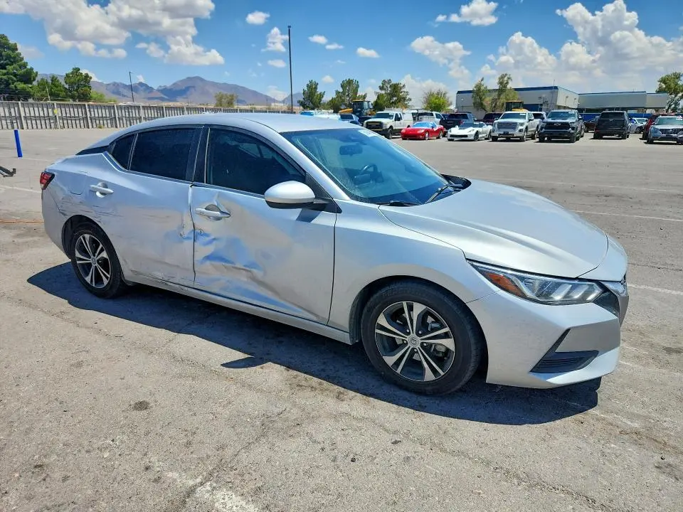 2022 NISSAN SENTRA SV  
