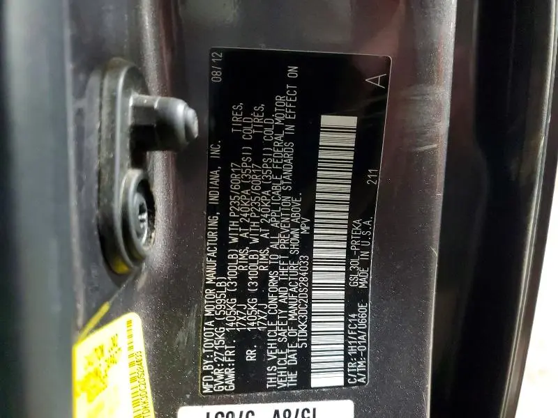 2013 TOYOTA SIENNA LE  