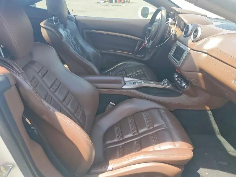 2013 FERRARI CALIFORNIA   