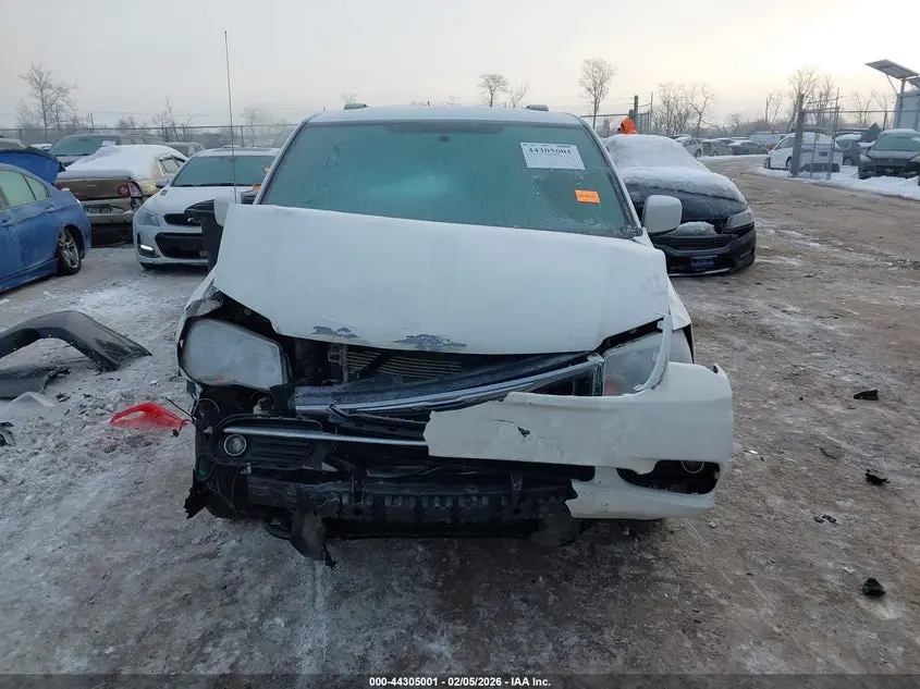 2016 CHRYSLER TOWN & COUNTRY TOURING