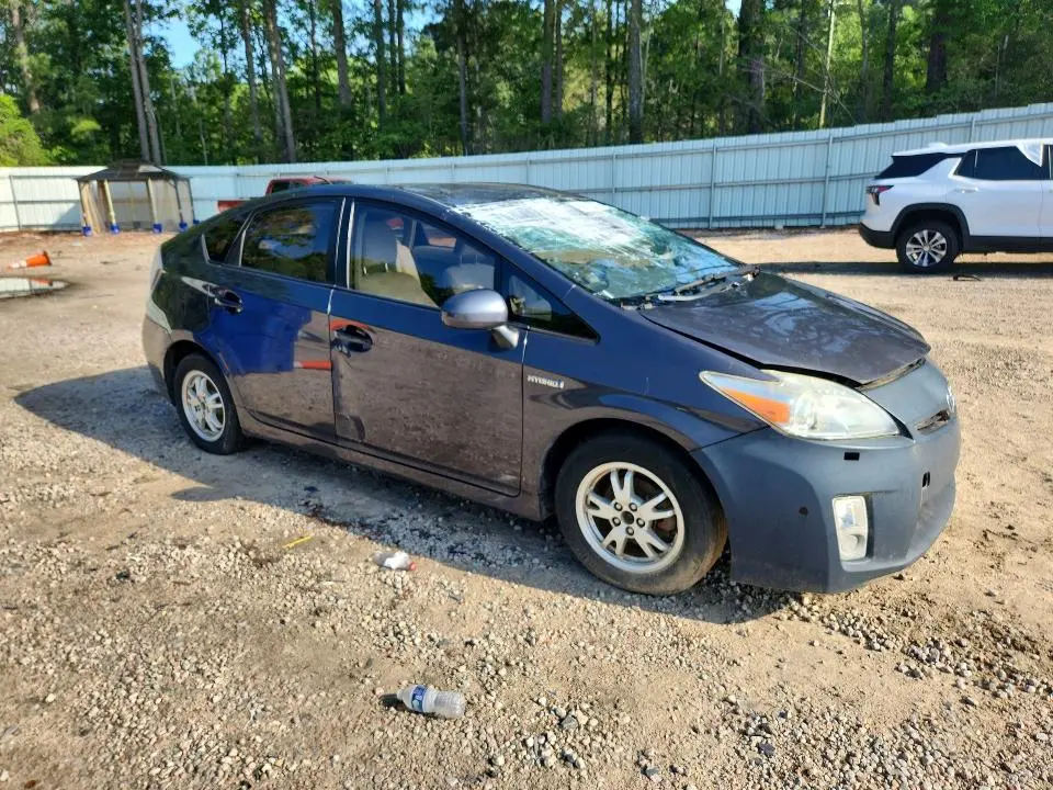 2010 TOYOTA PRIUS II  
