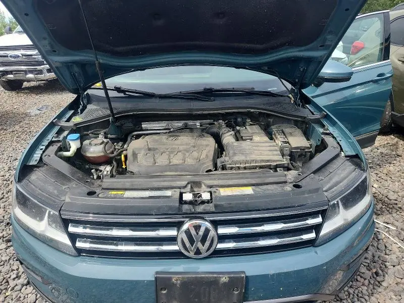 2021 VOLKSWAGEN TIGUAN SE  