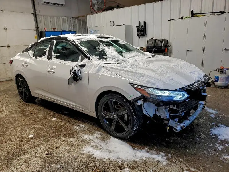 2023 NISSAN SENTRA SR  