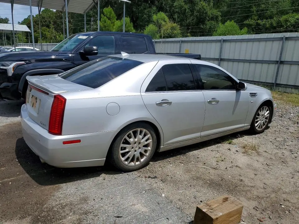 2010 CADILLAC STS   