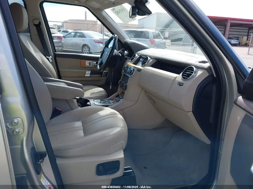 2015 LAND ROVER LR4  