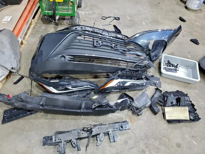 2021 TOYOTA VENZA LE  