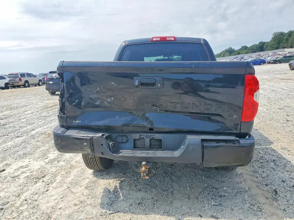 2016 TOYOTA TUNDRA   