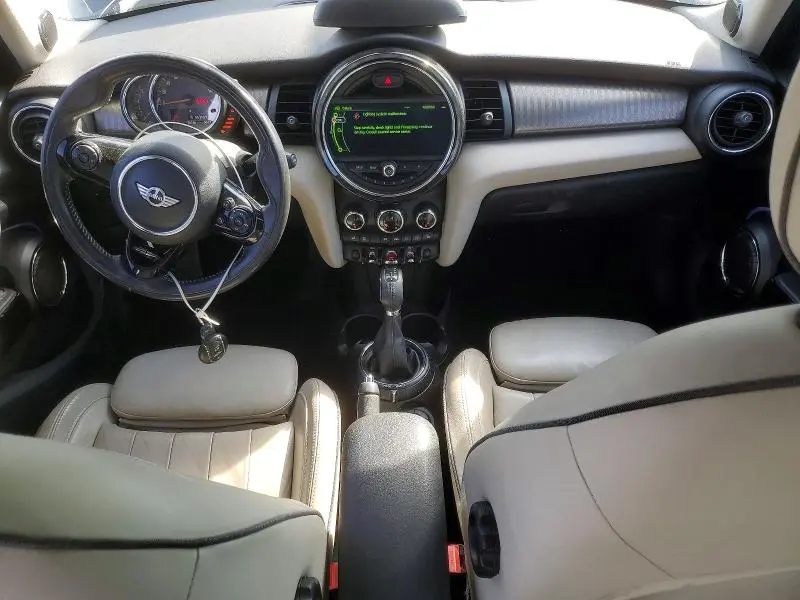 2017 MINI COOPER S  
