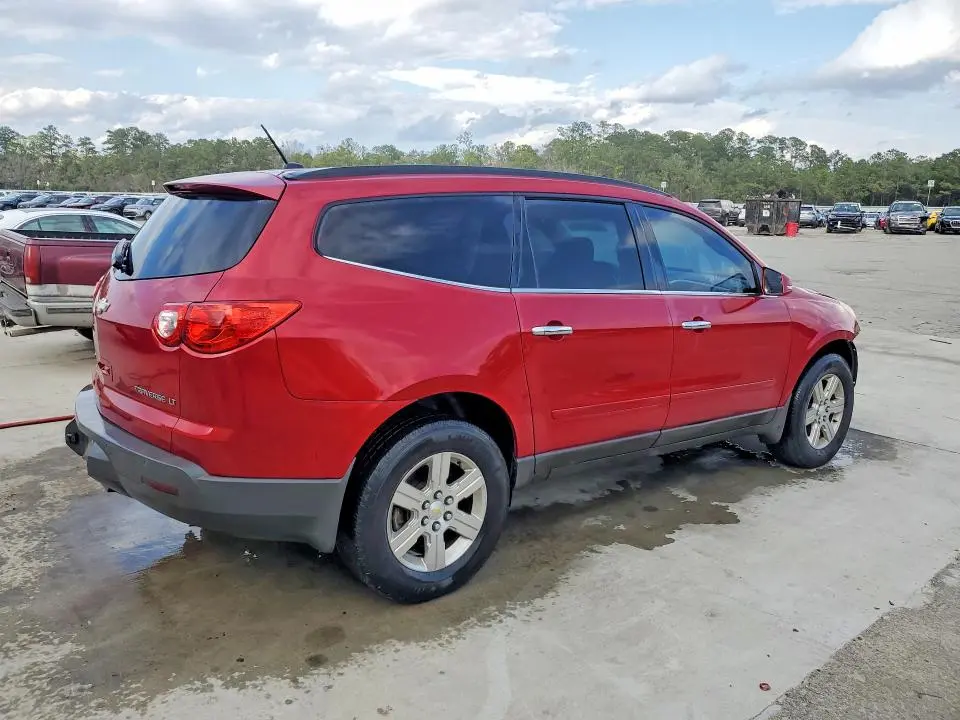 2012 CHEVROLET TRAVERSE LT  