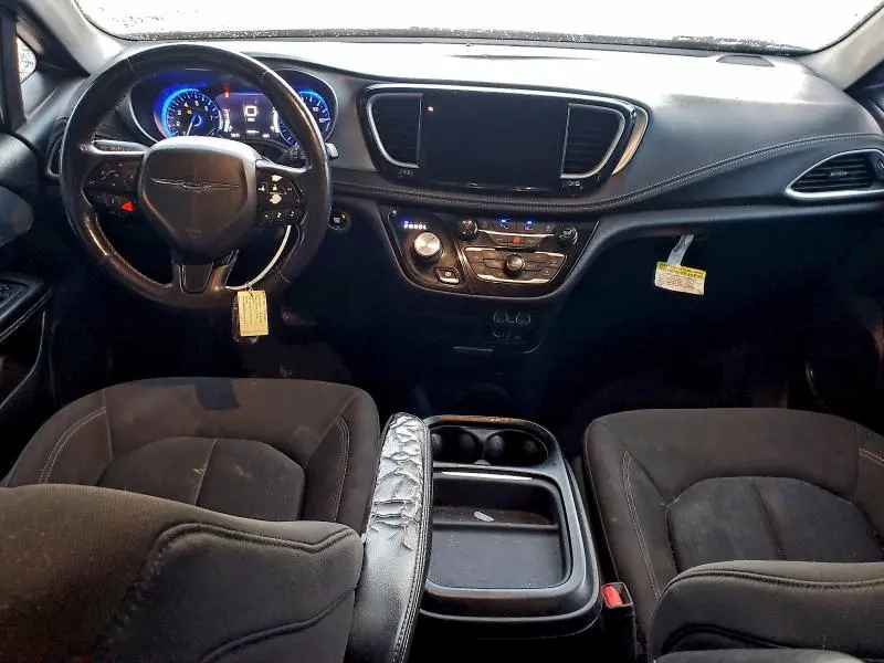 2022 CHRYSLER PACIFICA TOURING  