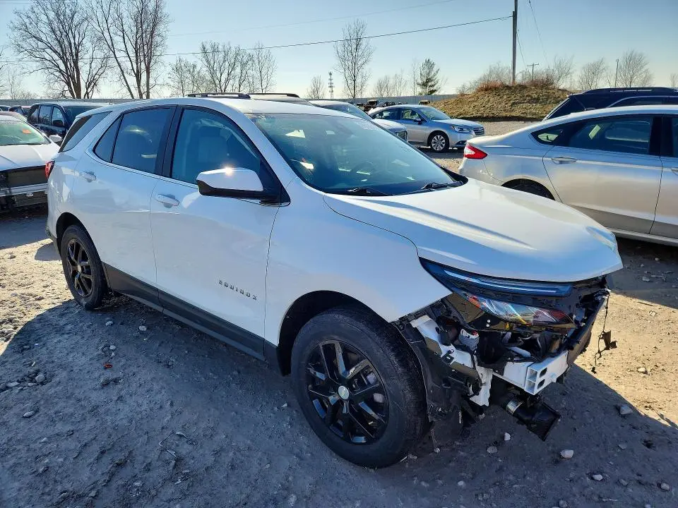 2023 CHEVROLET EQUINOX LT  