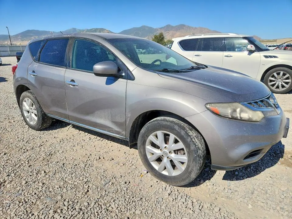 2011 NISSAN MURANO S  