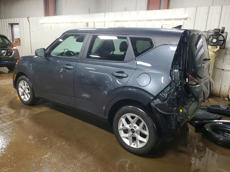 2025 KIA SOUL LX  
