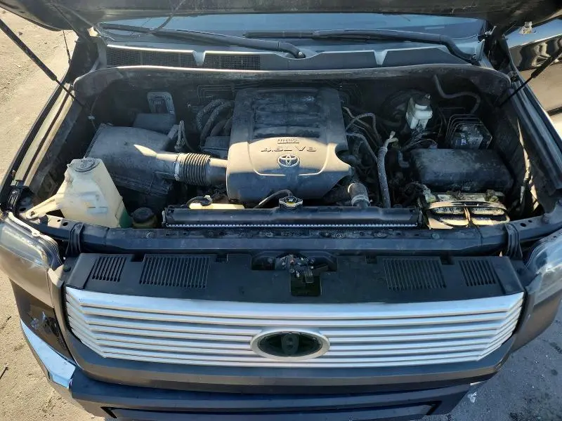 2018 TOYOTA TUNDRA SR  