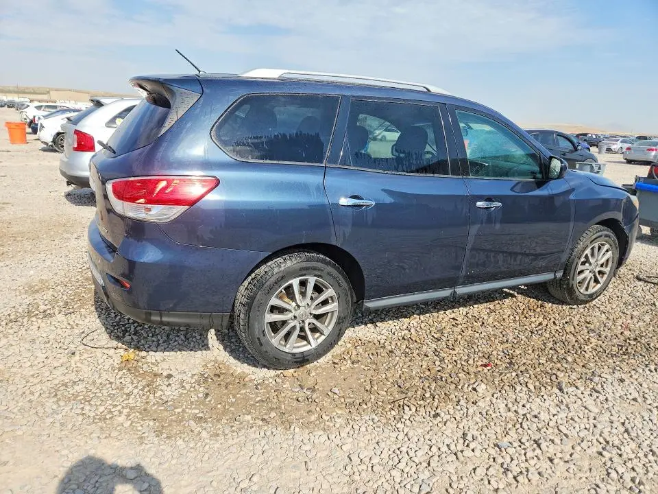 2016 NISSAN PATHFINDER S  