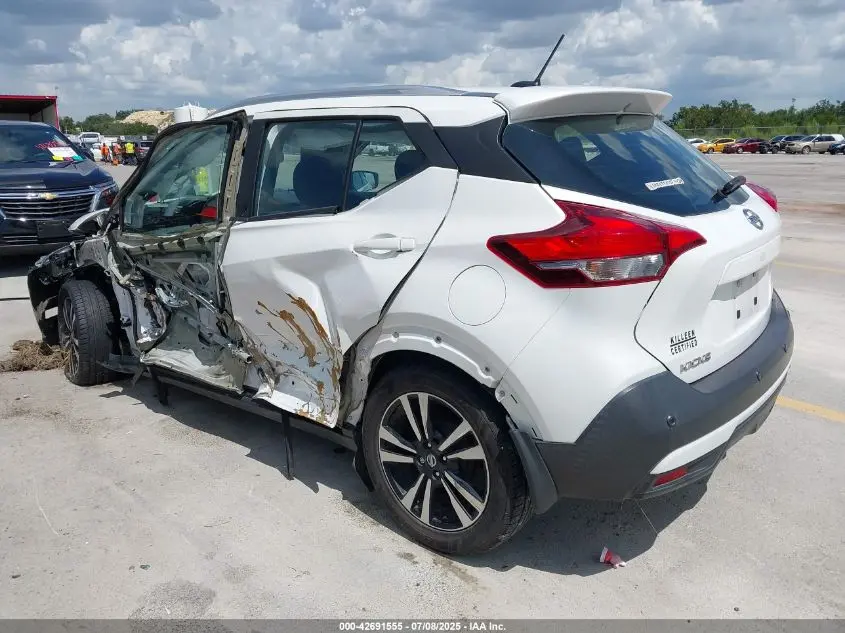 2020 NISSAN KICKS SR XTRONIC CVT