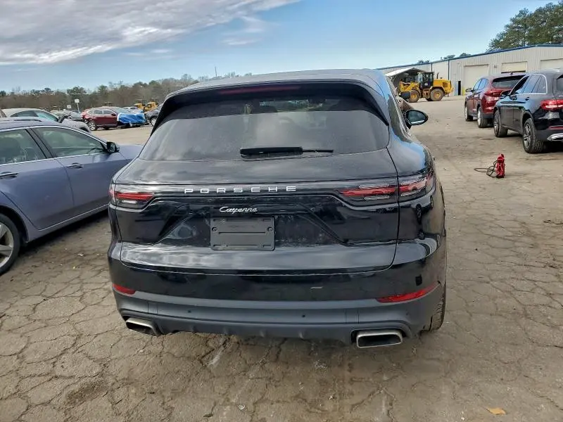 2021 PORSCHE CAYENNE   