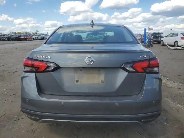 2021 NISSAN VERSA SV  