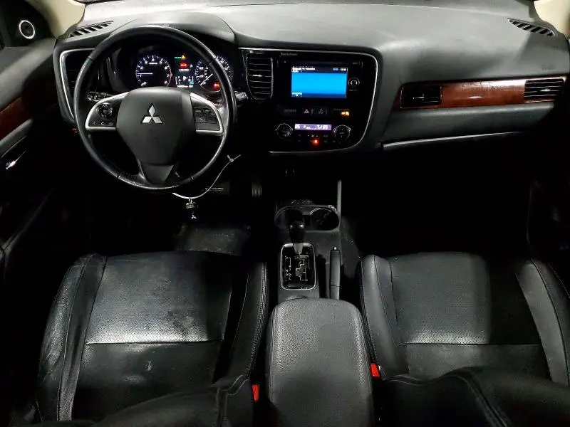 2014 MITSUBISHI OUTLANDER SE  