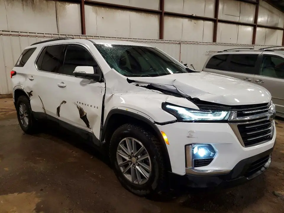 2022 CHEVROLET TRAVERSE LT  