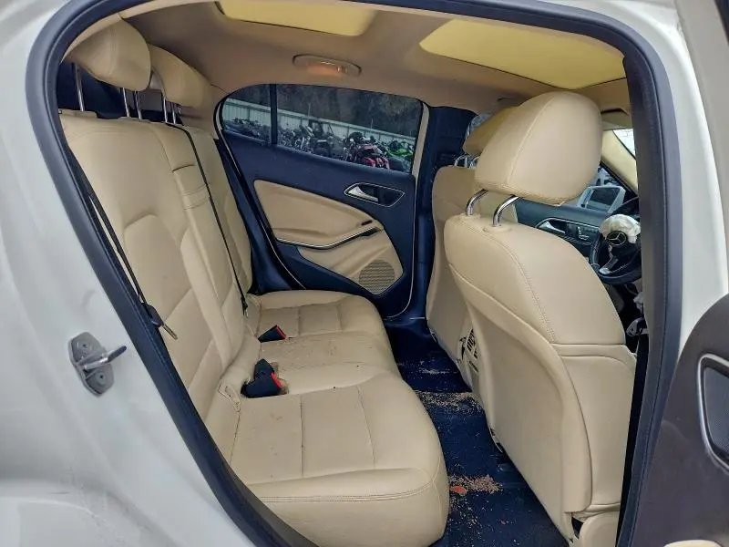 2020 MERCEDES-BENZ GLA 250  