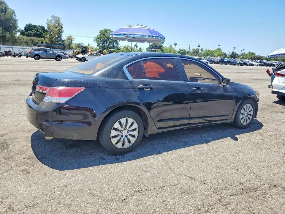 2011 HONDA ACCORD LX  