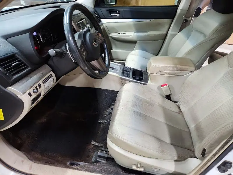 2010 SUBARU LEGACY 2.5I PREMIUM  