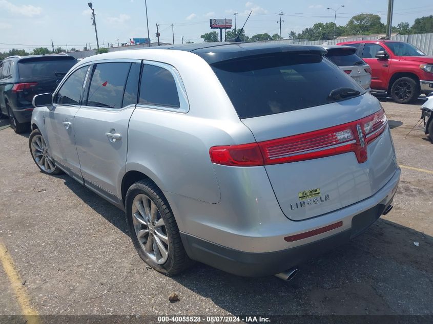 2010 LINCOLN MKT  