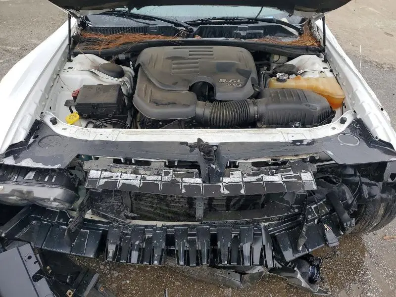 2015 DODGE CHALLENGER SXT  
