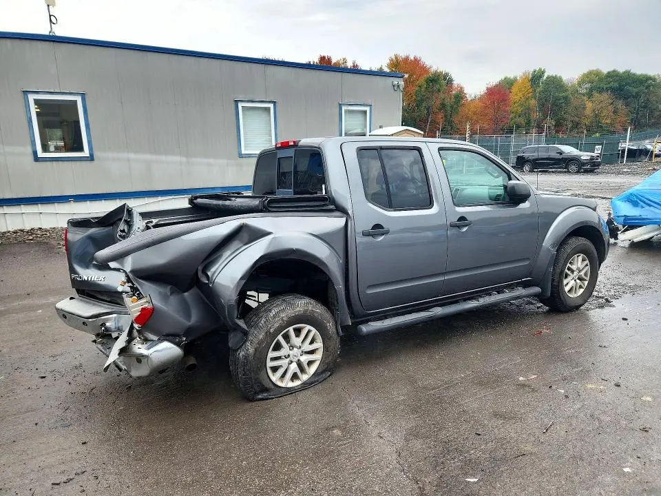 2016 NISSAN FRONTIER SV  