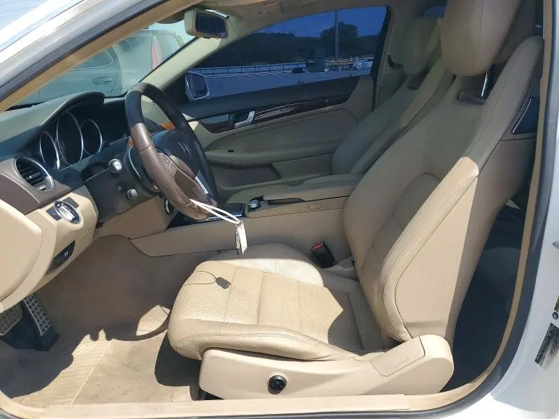2015 MERCEDES-BENZ C 250  