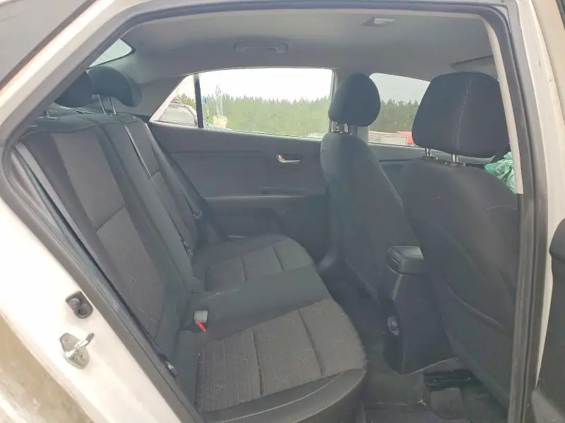 2019 KIA RIO S  