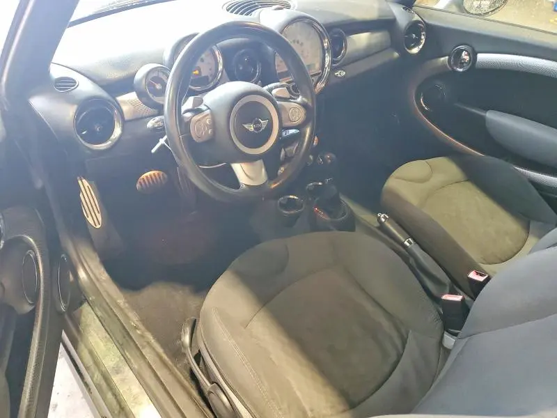 2010 MINI COOPER S  
