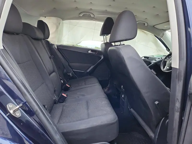 2013 VOLKSWAGEN TIGUAN S  