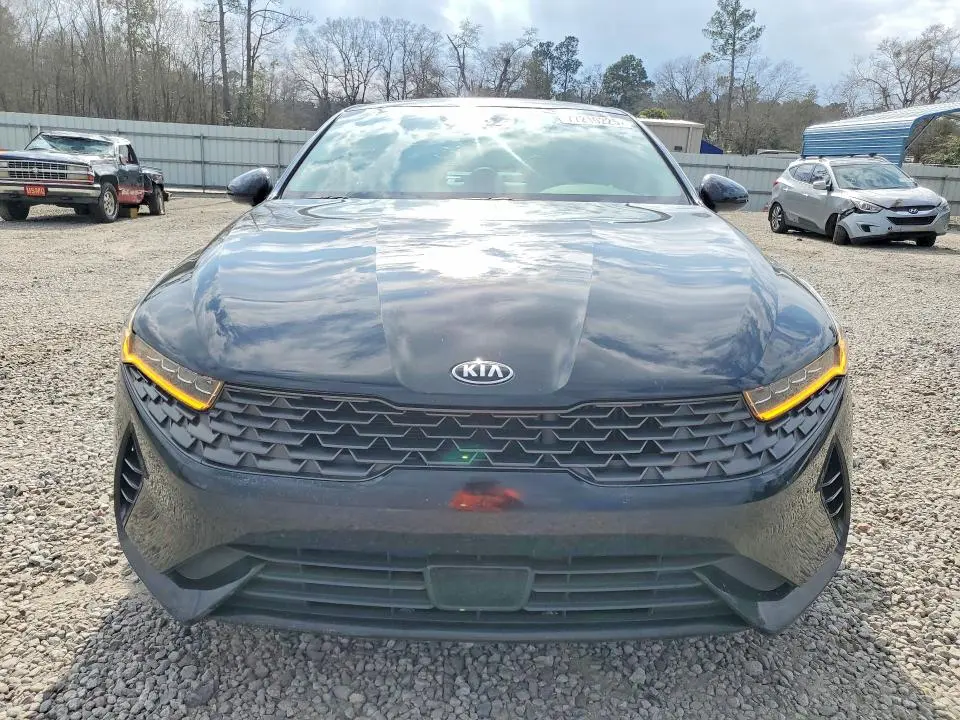2021 KIA K5   