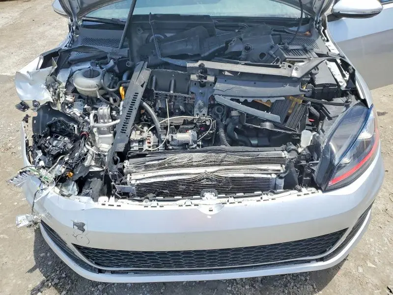 2016 VOLKSWAGEN GTI S/SE  