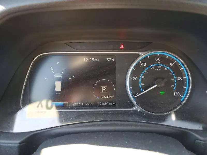 2022 NISSAN LEAF SV PLUS  