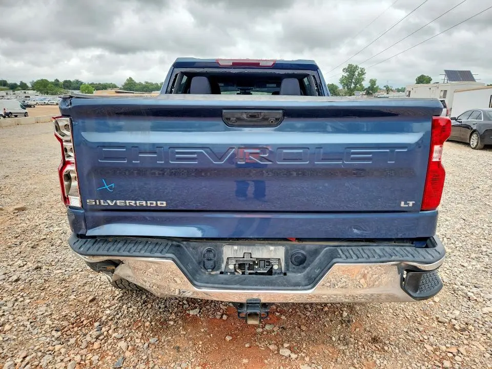 2024 CHEVROLET SILVERADO K1500 LT  