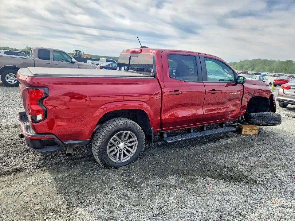 2024 CHEVROLET COLORADO LT  