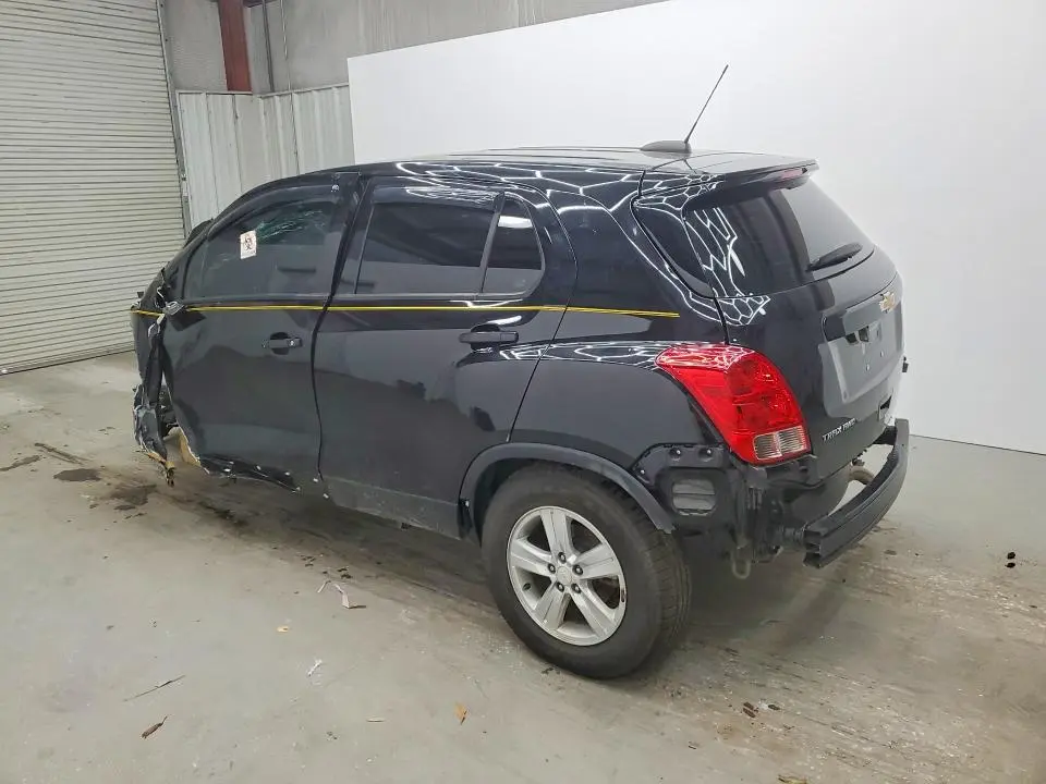 2022 CHEVROLET TRAX LS  