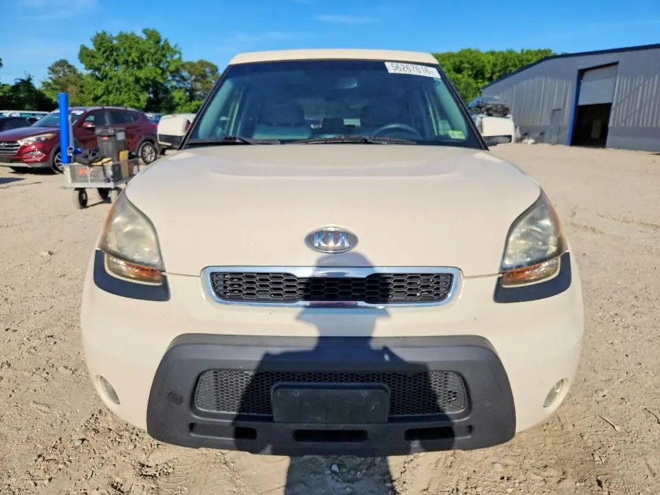 2011 KIA SOUL !  