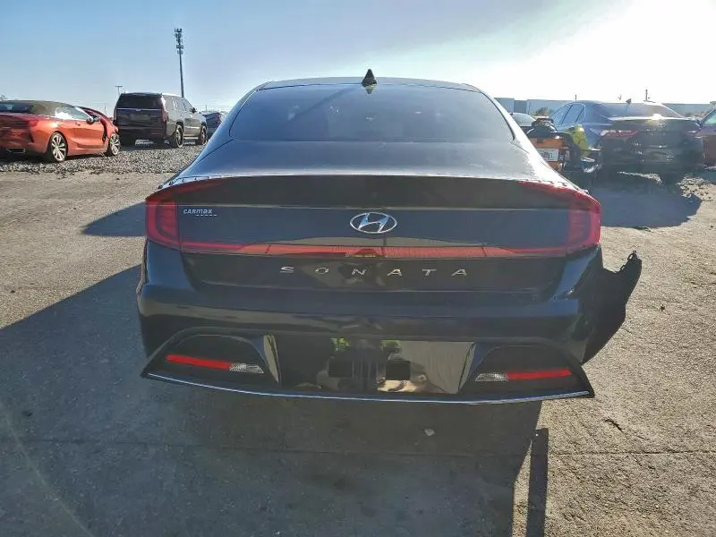 2021 HYUNDAI SONATA SE  