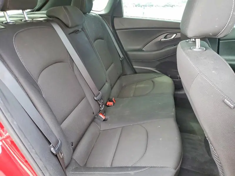 2018 HYUNDAI ELANTRA GT BASE  