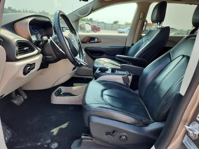2017 CHRYSLER PACIFICA TOURING L  