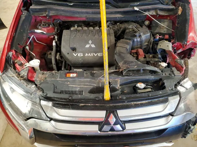 2017 MITSUBISHI OUTLANDER GT  