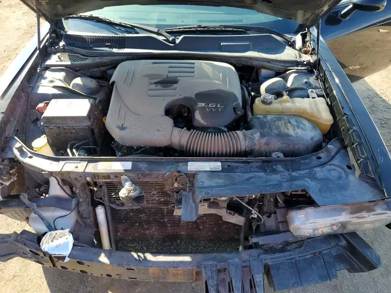 2013 DODGE CHALLENGER SXT  