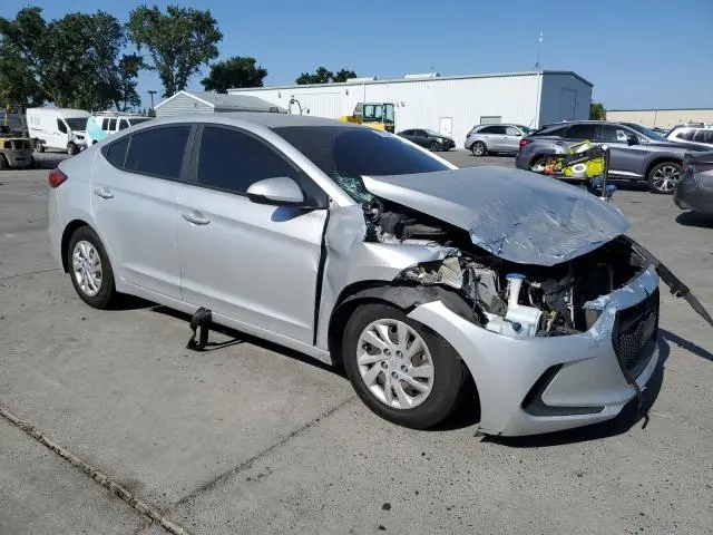 2017 HYUNDAI ELANTRA SE  