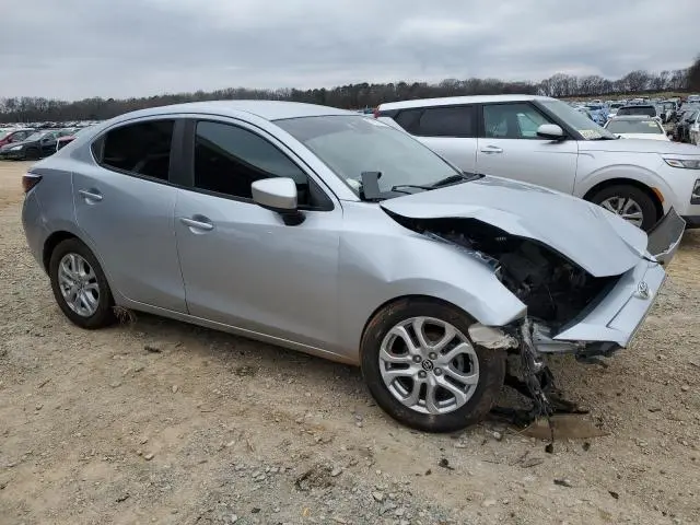 2017 TOYOTA YARIS IA   