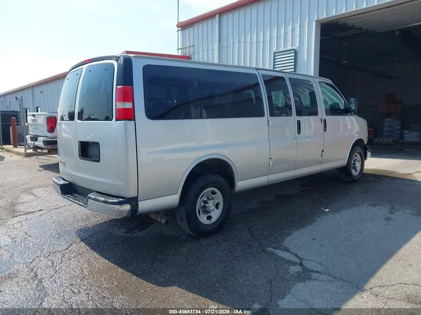 2016 CHEVROLET EXPRESS 3500 LT